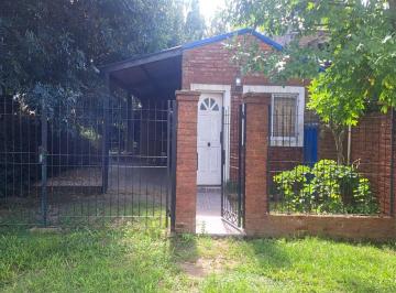 Casa · 85m² · 3 Ambientes · 1 Cochera · Casa en Villa Amelia