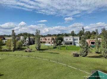 Terreno · 1100m² · Venta Terreno 1100 m² en Barrio Terravista