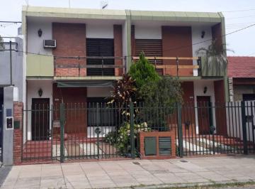 Casa · 90m² · 4 Ambientes · 1 Cochera · Casa Dúplex en Venta en Villa Sarmiento, Morón, G. B. a. Zona Oeste