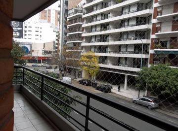 Departamento de 4 ambientes, Belgrano · Semipiso 4 Amb. con Balcón Aterrazado y Cochera