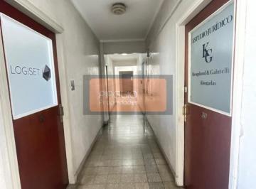 Oficina comercial · 23m² · Oficina a Una Cuadra del Centro de San Martin! Venta Y/o Alquiler