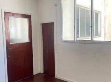 Oficina comercial · 23m² · Oficina a Una Cuadra del Centro de San Martin! Venta Y/o Alquiler