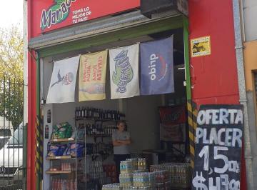 Local comercial de 1 ambiente, Morón · Se Alquila Local con Instalaciones Distribuidora Bebidas Gaseosas y Alcohólicas