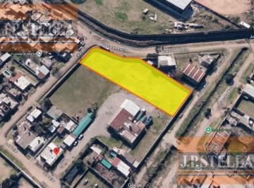 Terreno · 3571m² · Fraccion Industrial 3.571 m² Frente a 3 Calles - Laferrere