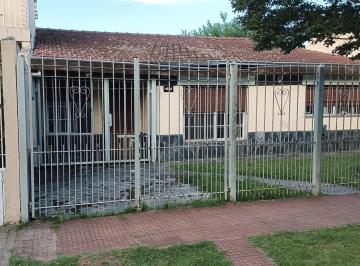 Casa · 83m² · 3 Ambientes · 1 Cochera · Casa Familiar en San Miguel. Oportunidad