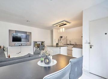 PH · 63m² · 2 Ambientes · PH en Venta 2 Ambientes - Reciclado - Villa Devoto - Terraza Propia - Sin Expensas