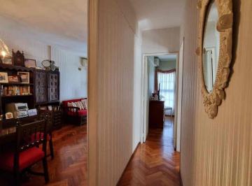Departamento · 68m² · 3 Ambientes · 1 Cochera · Venta Dpto 3 Ambientes C/balcon y Guarda Coche