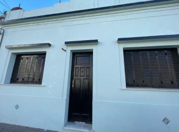 PH · 60m² · 3 Ambientes · PH en Alquiler de 3 Ambientes con Patio y Terraza - Wilde