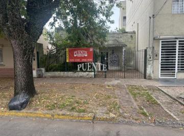Casa · 329m² · Casa en Banfield Este