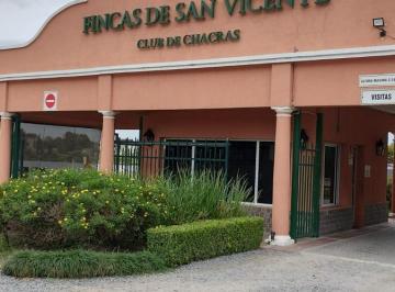 Casa · 290m² · 4 Ambientes · 3 Cocheras · Casa en Barrio Fincas de San Vicente