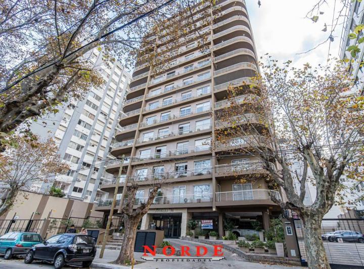 Desarrollo vertical · Altos de Escalada + Construcción Terminada