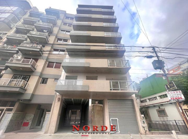 Desarrollo vertical · Condominio Falcón + en Construcción