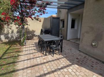 Departamento de 4 ambientes, Ciudad de Mendoza · Ivanna Blanc Alquila Excelente Duplex