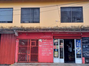 Casa de 6 ambientes, Berazategui · Venta, Dos Departamentos con Local Enfrente