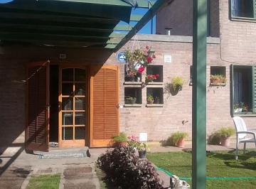 Casa de 7 ambientes, Córdoba · En Venta - Apto Credito - Bº Quebrada de Las Rosas