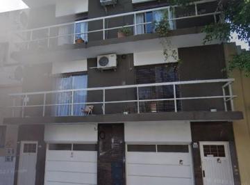 PH de 3 ambientes, General San Martín · Sabado 12/4 Guardia de 18 a 20 Hs PH 3 Amb Fte Balcon,2º Piso por Escalera Sin Expensas