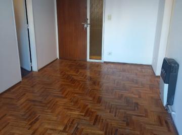 Departamento de 1 ambiente, Ciudad de Mendoza · Departamento Peatonal Sarmiento (Lateral)