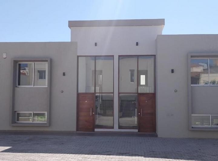 Casa · 110m² · 3 Ambientes · 1 Cochera