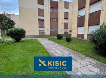 Departamento · 70m² · 4 Ambientes · 1 Cochera · Departamento 4 Ambientes con Espacio de Cochera