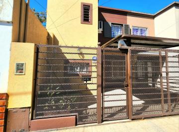 Casa de 3 ambientes, Ituzaingó · Duplex en Venta en Ituzaingo