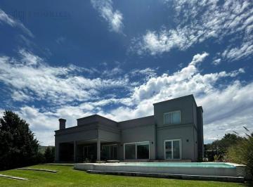 Casa de 7 ambientes, Pilar · En Venta - Casa en La Argentina, Estancias del Pilar