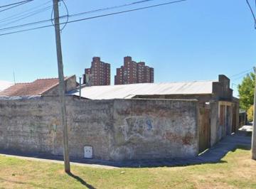 Bodega-Galpón · 162m² · 1 Ambiente · Venta Permuta Lote Galpon Taller y Vivienda