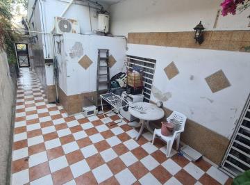 PH · 110m² · 4 Ambientes · Venta PH en Villa del Parque Patio Terraza Quincho