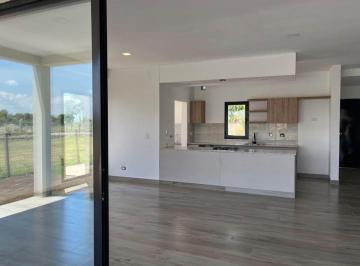 Casa · 123m² · 4 Ambientes · Venta Casa Estrenar Santa Emilia Pilar