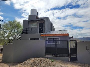Departamento · 176m² · 3 Ambientes · 3 Departamentos en Venta en Cosquin con Pileta