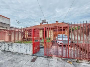 Casa · 1 Ambiente · Venta Casa/lote de 10x43 Villa Celina