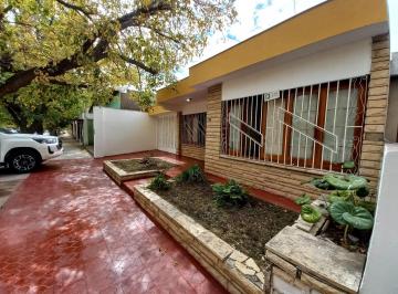 Casa de 5 ambientes, Luján de Cuyo · Alquilo Hermosa y Amplia Casa en Centro de Luján de Cuyo
