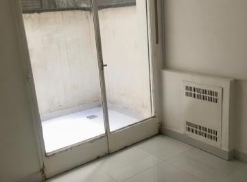 Departamento de 1 ambiente, Tribunales · Luminoso + Patio + Dueño Directo