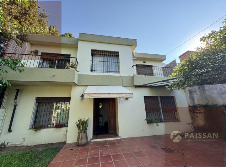 Casa · 194m² · 5 Ambientes · 1 Cochera
