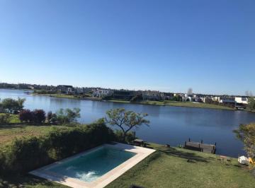 Casa · 198m² · 3 Ambientes · 2 Cocheras · Casa en Venta en El Barrio San Francisco, Villa Nueva, Tigre