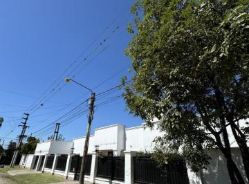 Casa · 300m² · 4 Ambientes · 3 Cocheras · Ituzaingo 1100, Yerba Buena.