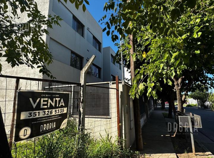 Terreno · 490m²