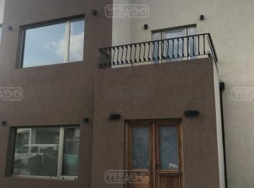 Casa · 230m² · 3 Ambientes · Casa en Venta Ubicado en F. Alvarez, Zona Oeste