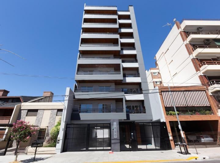 Desarrollo vertical · Yapeyú 1850 - San Martín