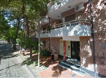 Departamento · 60m² · 3 Ambientes · 1 Cochera · Excelente Departamento 3 Ambientes con Cochera, Pichincha 206. - Temperley Oeste
