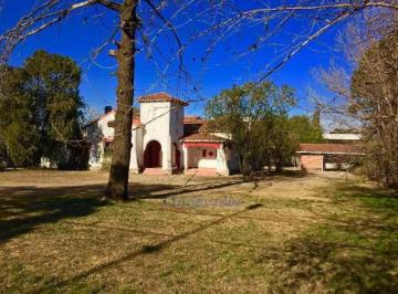 Terreno · 1910m² · 6 Ambientes · 3 Cocheras · Terreno en Av Rafael Núñez