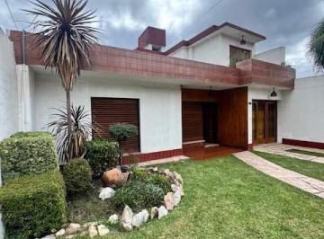 Foto · Casa Tres Dorm.