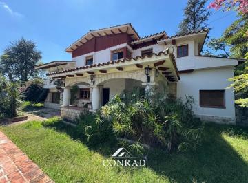 Casa de 10 ambientes, Río Ceballos · Larrea 153 - Casona de Época con Pileta 2900 m² - Río Ceballos