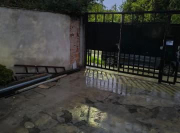Casa de 3 ambientes, Berazategui · Alquila Vivienda 2 Dorm + E/ Auto. Bgui