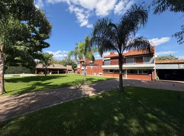 Casa de 12 ambientes, General Rodríguez · Casa en Venta Barrio Bosque Real