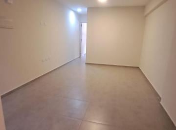 Oficina comercial · 74m² · 2 Ambientes · Centro* Oficina 74 m² - Baño Independiente
