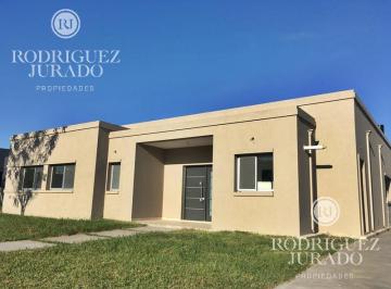 Casa · 155m² · 5 Ambientes · Casa de Excelente Calidad en La Mejor Zona del Barrio San Matias!