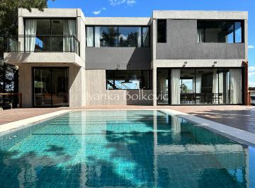 Casa de 6 ambientes, Costa Esmeralda · Venta Impresionante Casa 396 m² Costa Esmeralda - Hormigon Visto