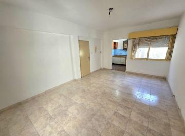 Departamento · 45m² · 2 Ambientes · Venta 2 Ambientes Luminoso 1er Piso Caseros Centro