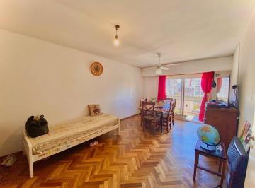 Departamento · 70m² · 4 Ambientes · Alquiler - 2 Dorm. Piso Exclusivo - Barrio Martin