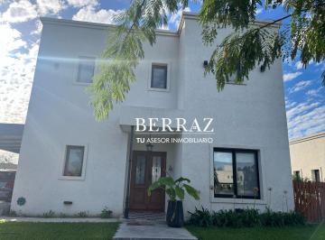 Casa · 154m² · 5 Ambientes · 3 Cocheras · Casa Venta 3 Dorm. Barrio San Ramón Lote de 450 m² Pilar del Este